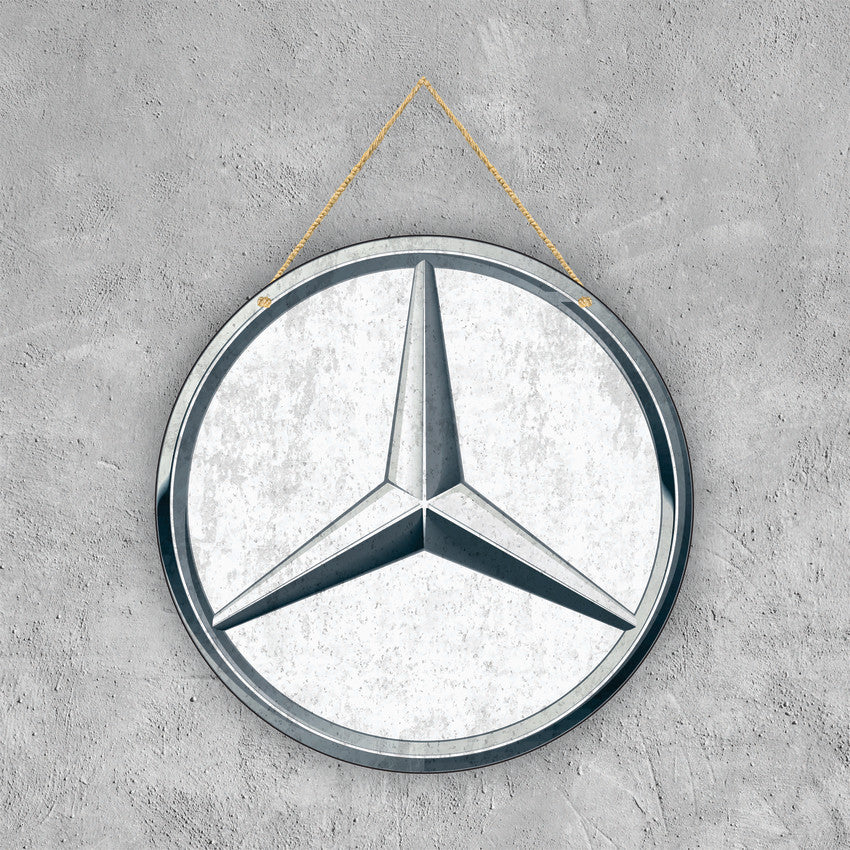 ESCUDO MERCEDES BENZ